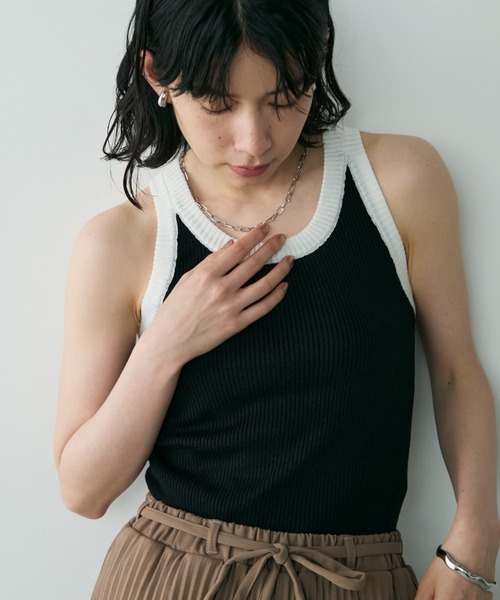 Shelly island（シェリーアイランド）の「バイカラーアメスリニット（タンクトップ・レディース・ブラック/カーキ/ベージュ・FREE）」の17枚目の写真