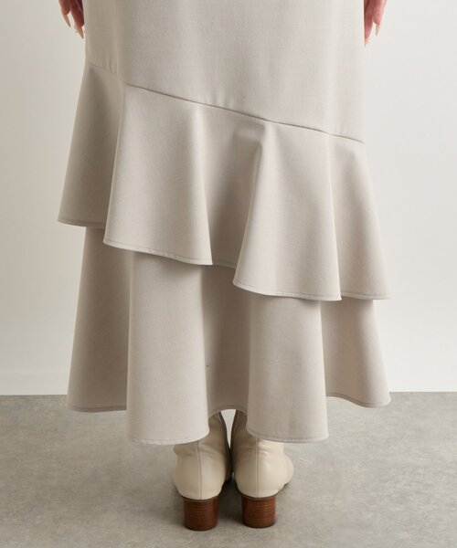 La boutique BonBon(ラブティックボンボン)の「【セットアップ可・美シルエット】ポプリンアシメマーメイドスカート(スカート・レディース・グレイッシュベージュ/ネイビー・38/36)」の20枚目の写真