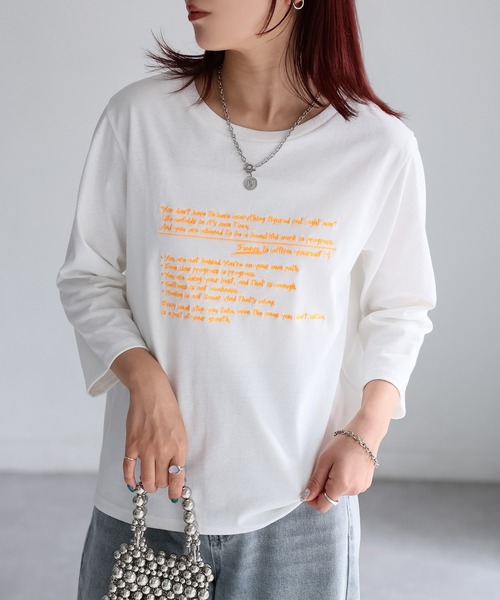 Riberry(リベリー)の「手書き風ロゴ刺繍デザイン七分袖Tシャツ(Tシャツ/カットソー・レディース・オートミール/オフホワイト/チャコールグレー/ナチュラル・FREE)」の21枚目の写真