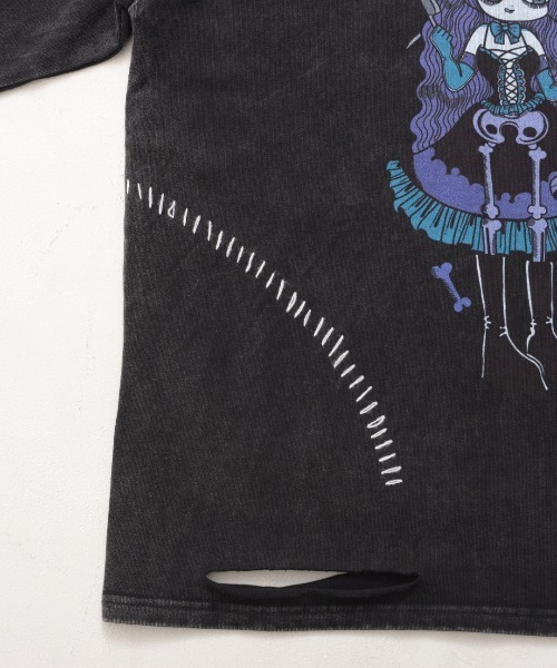 TRAVAS TOKYO(トラバス トウキョウ)の「『TRAVAS TOKYO/トラバス トーキョー』ステッチ入りイラストプリントL/S Tee/ロングスリーブカットソー(Tシャツ/カットソー・レディース・ブラック/チャコールグレー・FREE)」の11枚目の写真