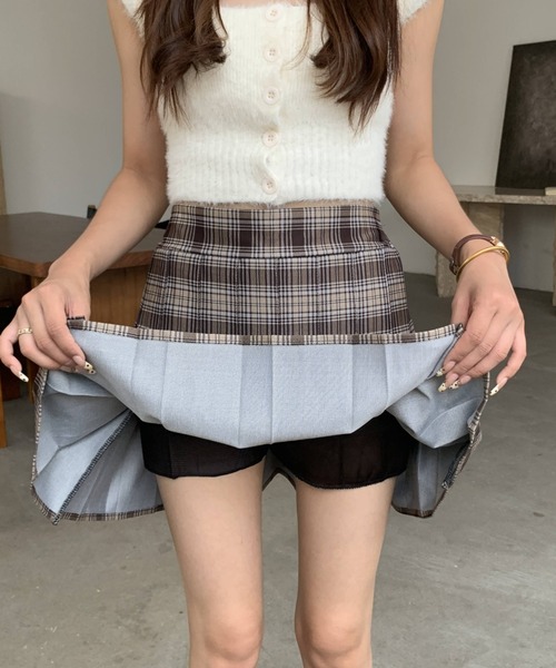 Mejoul（メジュール）の「【インナーパンツ付き】チェックプリーツミニスカート（スカート・レディース・ベージュ/ブラウン/グレー・F）」の19枚目の写真