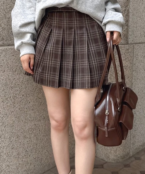 Mejoul（メジュール）の「【インナーパンツ付き】チェックプリーツミニスカート（スカート・レディース・ベージュ/ブラウン/グレー・F）」の22枚目の写真