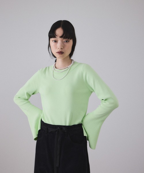 ADAM ET ROPE'（アダムエロペ）の「ボリュームカフスプルオーバー（ニット/セーター・レディース・オフホワイト/ダークブラウン/ミント・FREE）」の4枚目の写真