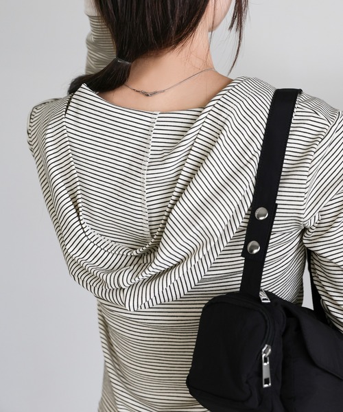 select MOCA(セレクトモカ)の「ボーダーフーディーロンT(パーカー・レディース・オフホワイト/チャコールグレー/ブラック・FREE)」の22枚目の写真