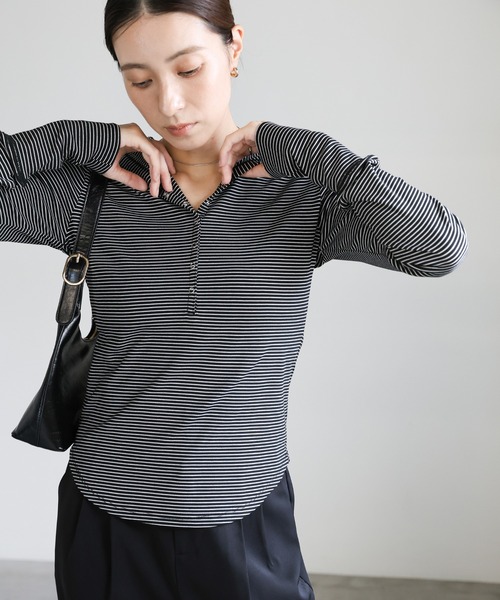 select MOCA(セレクトモカ)の「ボーダーフーディーロンT(パーカー・レディース・オフホワイト/チャコールグレー/ブラック・FREE)」の20枚目の写真