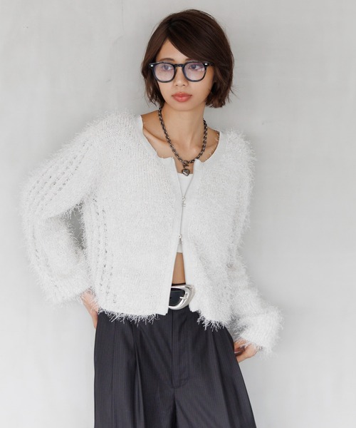 PAGEBOY(ページボーイ)の「ダンスヤーン2WAYカーディガン【前後2WAY着用】(カーディガン/ボレロ・レディース・ブラック/ブルー/オフホワイト/ピンク系その他・FREE)」の11枚目の写真