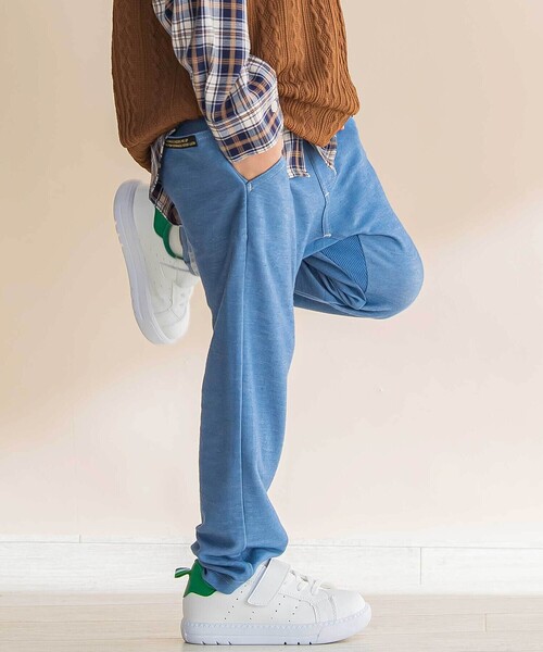 Noeil aime BeBe（ノイユエイムベベ）の「【お揃い】デニムニットクライミングロングパンツ（その他パンツ・キッズ・ブルー/ネイビー・100cm/120cm/110cm/130cm/90cm）」の17枚目の写真