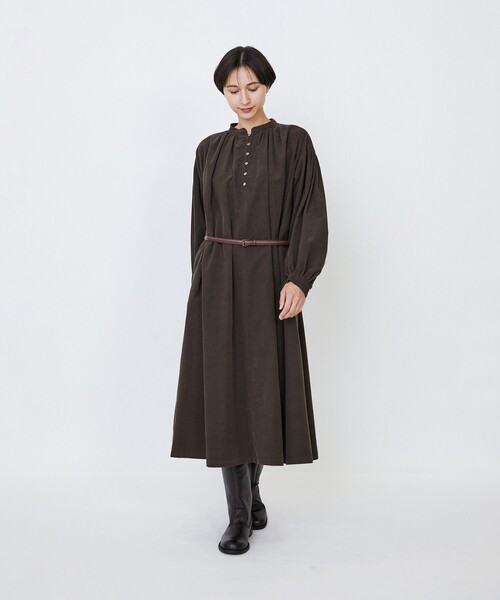 LOISIR（ロワズィール）の「【MTサイズ有り】コットン細コールスモックワンピース（ワンピース・レディース・ブラウン/グリーン/キナリ・M/MT）」の17枚目の写真