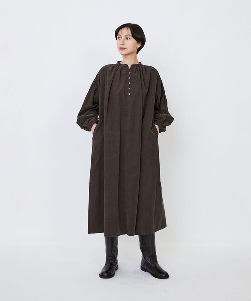 LOISIR（ロワズィール）の「【MTサイズ有り】コットン細コールスモックワンピース（ワンピース・レディース・ブラウン/グリーン/キナリ・M/MT）」の15枚目の写真