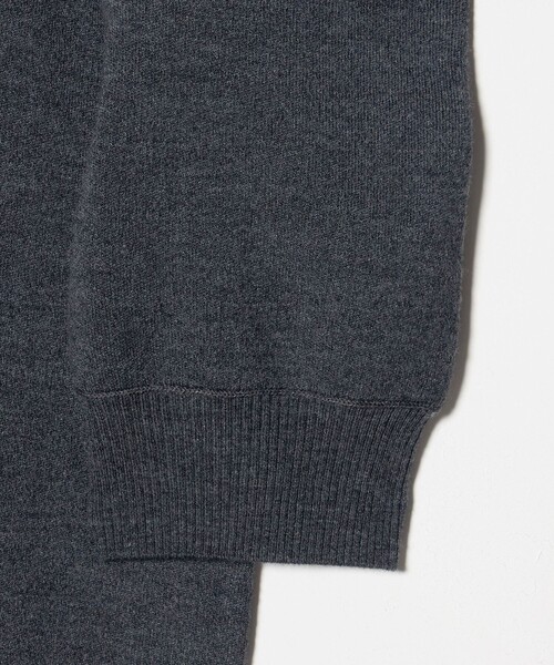 ASTRAET（アストラット）の「＜ASTRAET＞16G ボリュームショルダー クルーネックニット（ニット/セーター・レディース・グレー系/ブラック・FREE）」の15枚目の写真