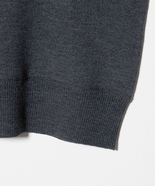 ASTRAET（アストラット）の「＜ASTRAET＞16G ボリュームショルダー クルーネックニット（ニット/セーター・レディース・グレー系/ブラック・FREE）」の16枚目の写真