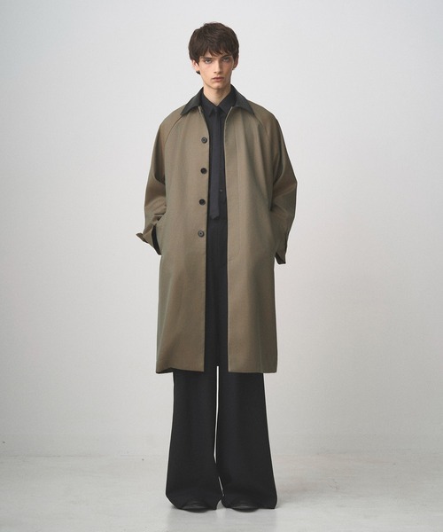 Juha（ユハ）の「LEATHER - COLLAR BALMACAAN COAT（ステンカラーコート・メンズ・ブラック/ベージュ・3/4）」の4枚目の写真