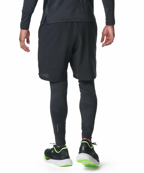 UNDER ARMOUR(アンダーアーマー)の「UAモチベート ジャカード レギンス(トレーニング/メンズ)(レギンス/スパッツ・メンズ・ブラック・L/XL/M/2XL/S/3XL)」の2枚目の写真