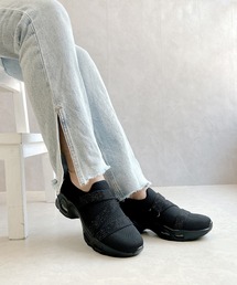 Gomu 56 | 厚底 軽量 キラキラベルト ニットスリップオンスニーカー(スニーカー)