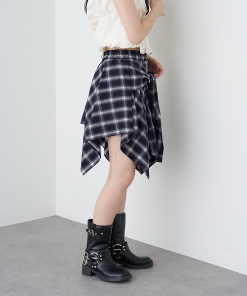 RAY CASSIN（レイカズン）の「デザインウエスト巻きスカート（スカート・レディース・ブルー系その他2/ブラック系その他2/ブラウン系その他2・FREE）」の13枚目の写真