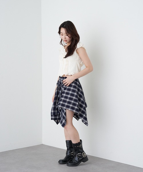 RAY CASSIN（レイカズン）の「デザインウエスト巻きスカート（スカート・レディース・ブルー系その他2/ブラック系その他2/ブラウン系その他2・FREE）」の19枚目の写真