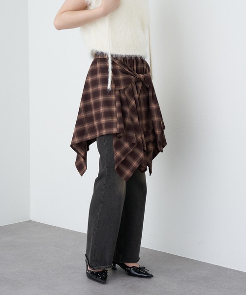 RAY CASSIN（レイカズン）の「デザインウエスト巻きスカート（スカート・レディース・ブルー系その他2/ブラック系その他2/ブラウン系その他2・FREE）」の21枚目の写真