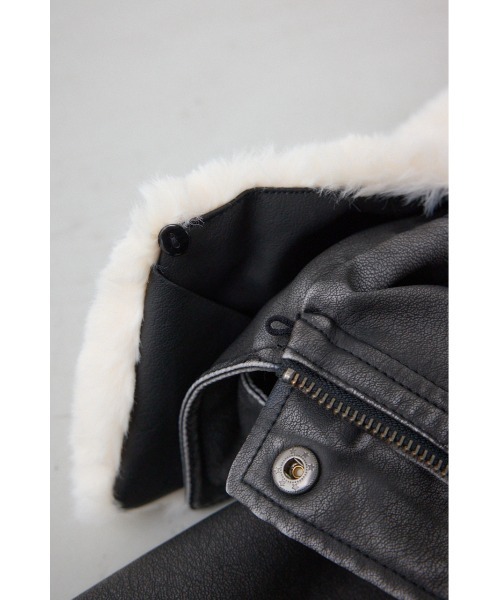 AZUL by moussy（アズールバイマウジー）の「ビンテージフェイクレザー