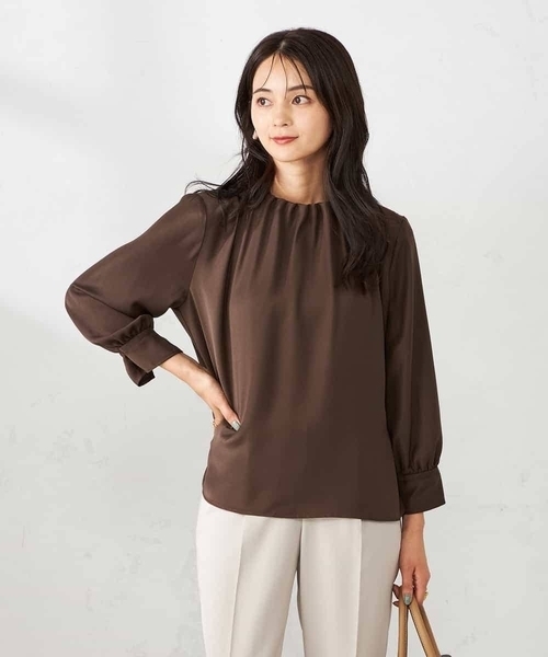 a.v.v（アーヴェヴェ）の「【マシンウォッシャブル】タックネックブラウス（シャツ/ブラウス・レディース・ホワイト/ブラウン/ベージュ・38/36/40）」の19枚目の写真