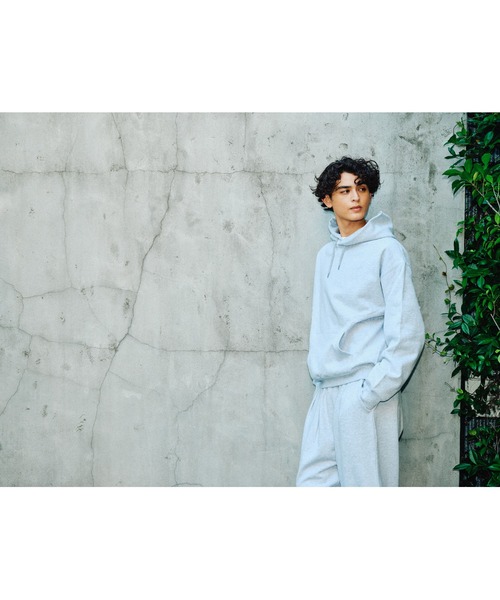 ムラサキスポーツ（ムラサキスポーツ）の「DEAR LAUREL/ディアローレル HEAVY SWEAT HOODIE パーカー ショート丈  ユニセックス D25F-1204（パーカー・メンズ・ブラック/アッシュグレー・M/S/L）」の6枚目の写真