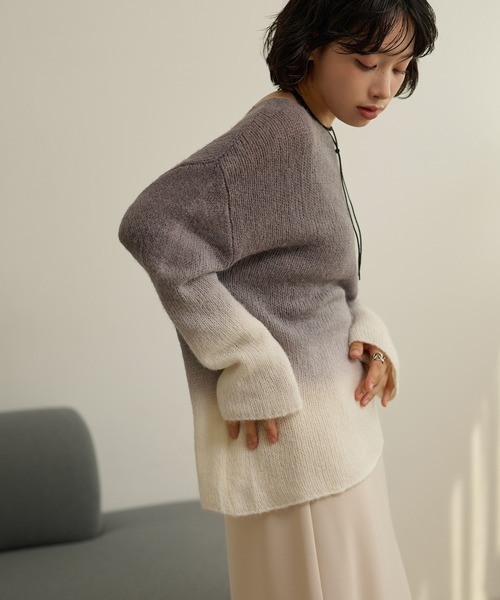 LAULEN(ローレン)の「wool blend gradation knit /クルーネックウールブレンドグラデーションニット(ニット/セーター・レディース・グレー/マスタード・FREE)」の14枚目の写真