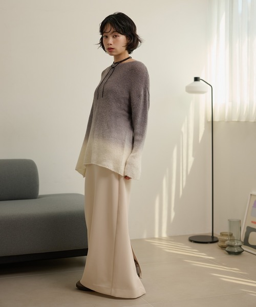 LAULEN(ローレン)の「wool blend gradation knit /クルーネックウールブレンドグラデーションニット(ニット/セーター・レディース・グレー/マスタード・FREE)」の17枚目の写真