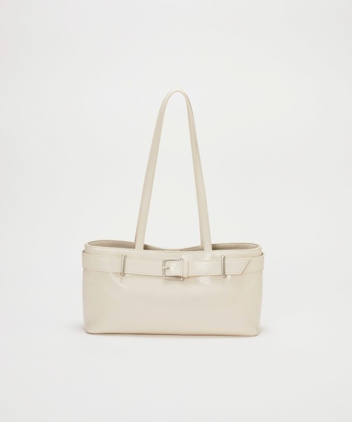 EFOLE(エフォル)の「Belted totebag/ベルトトートバッグ(トートバッグ・レディース・オフホワイト/ブラック・FREE)」の4枚目の写真