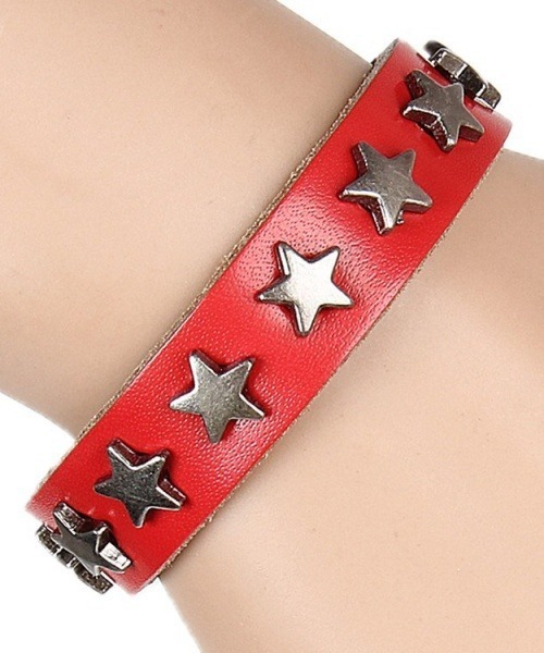 Fun & Daily（ファンアンドデイリー）の「F&D : スタースタッズブレスレット（ブレスレット・メンズ・ブラウン/レッド/ブラック・FREE）」の3枚目の写真