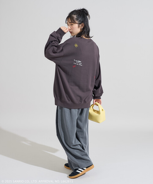 FREAK'S STORE(フリークスストア)の「SANRIO/サンリオ 'HELLO KITTY' MESSAGE 刺繍スウェット/ハローキティ(スウェット・レディース・チャコール/ネイビー/ライトグレー・フリ-/X-SMALL)」の12枚目の写真