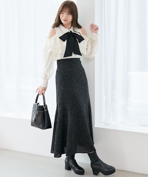 MAJESTIC LEGON(マジェスティックレゴン)の「バイカラーボウタイフリルブラウス(シャツ/ブラウス・レディース・ホワイト系その他/ホワイト系その他2/アイボリー・MEDIUM)」の17枚目の写真