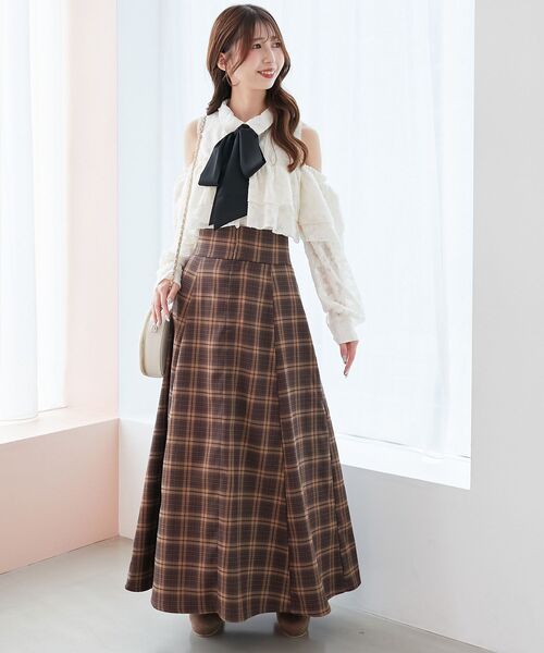 MAJESTIC LEGON(マジェスティックレゴン)の「バイカラーボウタイフリルブラウス(シャツ/ブラウス・レディース・ホワイト系その他/ホワイト系その他2/アイボリー・MEDIUM)」の10枚目の写真