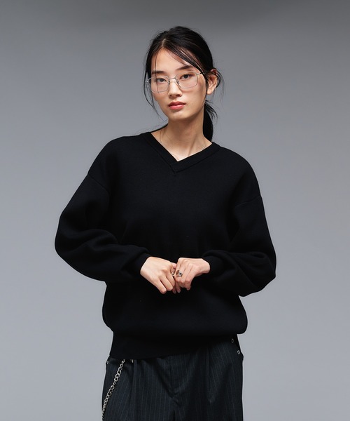 Adoon plain(アドーンプレーン)の「SHALLOW V-NECK MILANO RIB KNIT / 浅Vネックベーシックミラノリブニット(ニット/セーター・メンズ・ブラック/ライトグレー/ブラウン/ネイビー・MEDIUM/LARGE)」の19枚目の写真