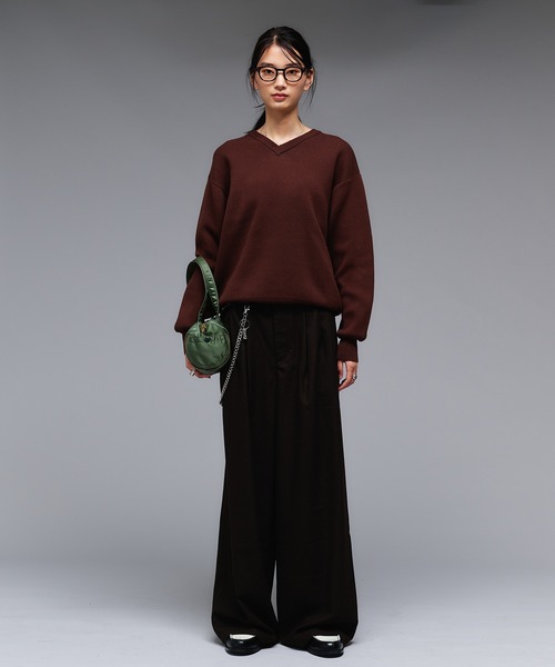 Adoon plain(アドーンプレーン)の「SHALLOW V-NECK MILANO RIB KNIT / 浅Vネックベーシックミラノリブニット(ニット/セーター・メンズ・ブラック/ライトグレー/ブラウン/ネイビー・MEDIUM/LARGE)」の12枚目の写真