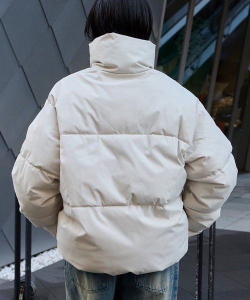 CONVERSE（コンバース）の「CONVERSE/コンバース 別注 <撥水/防風> ダブルロゴ刺繍 ボリュームスタンド中綿ジャケット（ダウンジャケット/コート・メンズ・アイボリー/ブラック・L/M）」の10枚目の写真