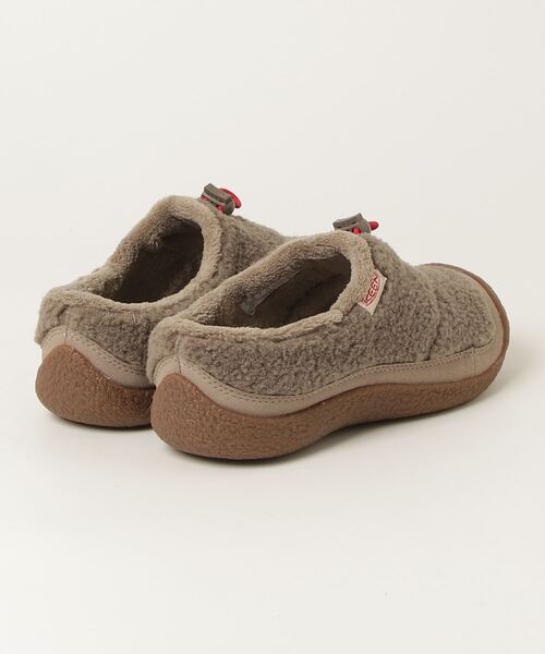 KEEN（キーン）の「HOWSER III SLIDE / ハウザー スリー スライド / レディース スリッポン スニーカー（スリッポン・レディース・ダークベージュ・22.5cm/23cm/23.5cm/24cm/24.5cm/25cm/25.5cm/26cm）」の2枚目の写真