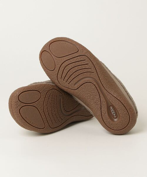 KEEN（キーン）の「HOWSER III SLIDE / ハウザー スリー スライド / レディース スリッポン スニーカー（スリッポン・レディース・ダークベージュ・22.5cm/23cm/23.5cm/24cm/24.5cm/25cm/25.5cm/26cm）」の3枚目の写真