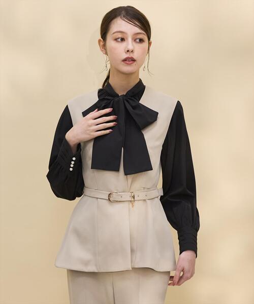 SWINGLE(スウィングル)の「タックディテールボウタイブラウス(シャツ/ブラウス・レディース・ピンク/ブラック/オフホワイト・FREE)」の22枚目の写真