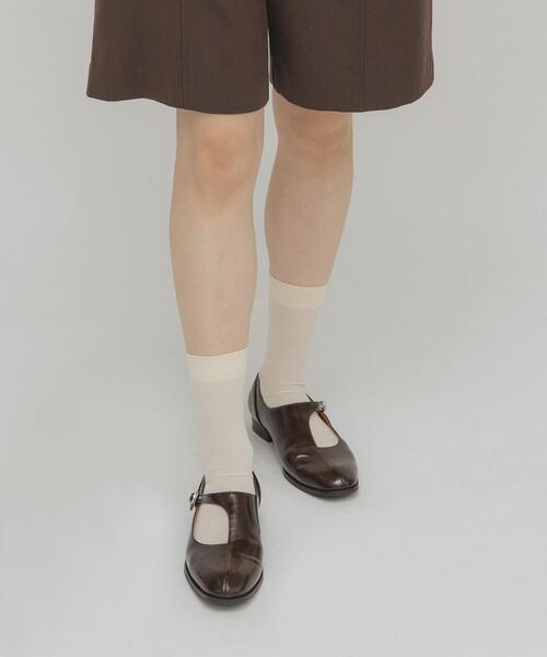 KBF(ケイビーエフ)の「アシンメトリーメリージェーンローファー(その他シューズ・レディース・ブラウン/ブラック・36/37/38)」の6枚目の写真