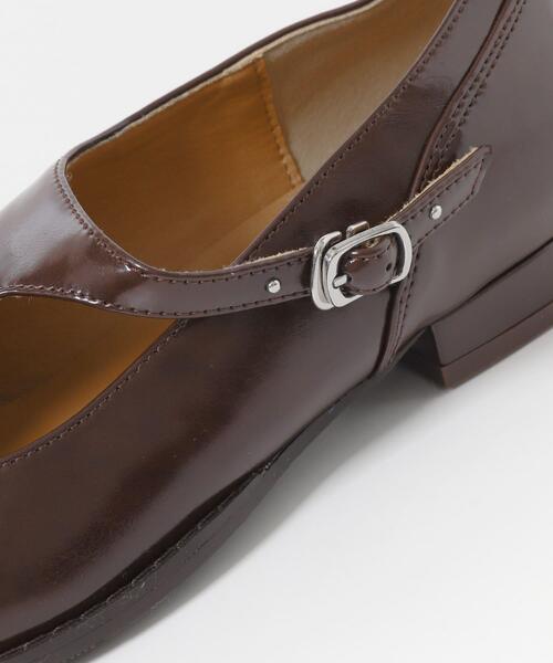 KBF(ケイビーエフ)の「アシンメトリーメリージェーンローファー(その他シューズ・レディース・ブラウン/ブラック・36/37/38)」の9枚目の写真