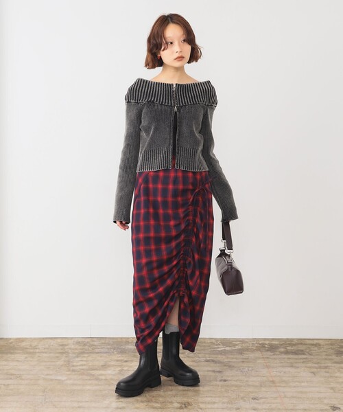 REMME(レメ)の「REMME / チェルシーブーツ(ブーツ・レディース・ブラック/ダークブラウン・39/38/37/36)」の3枚目の写真