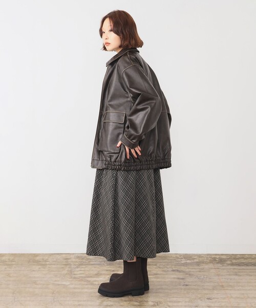 REMME(レメ)の「REMME / チェルシーブーツ(ブーツ・レディース・ブラック/ダークブラウン・39/38/37/36)」の4枚目の写真