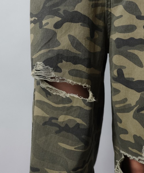 SPINNS（スピンズ）の「カモ柄/迷彩柄ワイドダメージパンツ（その他パンツ・レディース・カーキ・M/S）」の14枚目の写真
