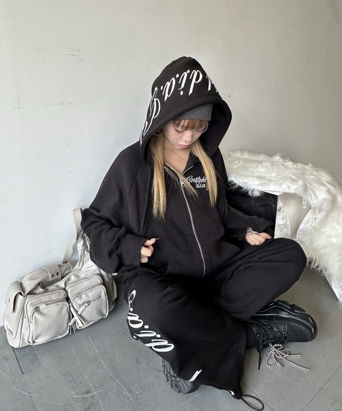 オーバーサイズ フーディー ジップパーカー（パーカー）｜d.i.a.