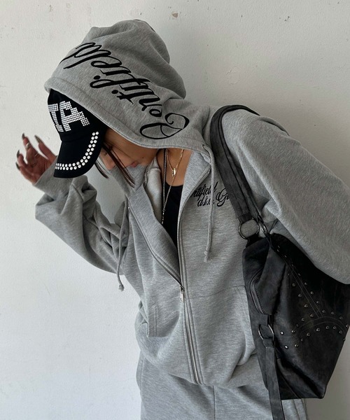 オーバーサイズ フーディー ジップパーカー（パーカー）｜d.i.a.