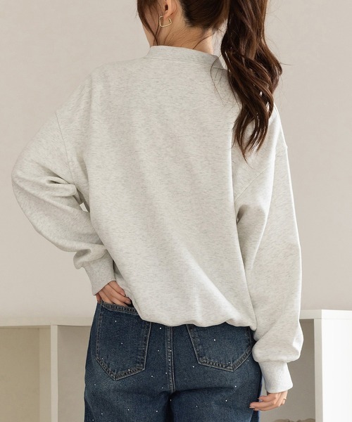 DAY CLOSET（デイ クローゼット）の「【ラフすぎない大人の抜け感】長袖 ドロップショルダー ポロ襟 リブ スウェット レディース（スウェット・レディース・オフホワイト/グレー/オートミール・FREE）」の20枚目の写真