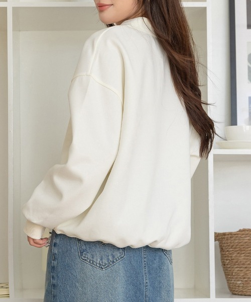 DAY CLOSET（デイ クローゼット）の「【ラフすぎない大人の抜け感】長袖 ドロップショルダー ポロ襟 リブ スウェット レディース（スウェット・レディース・オフホワイト/グレー/オートミール・FREE）」の6枚目の写真