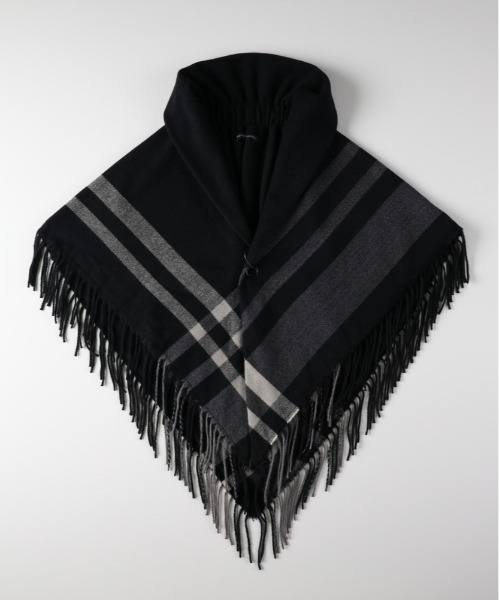 ダイヤモンドチェック　プリーツショール・ポンチョ　黒白　モノトーン　タグなし 7d6700e6c933541188088afc1f9ca0