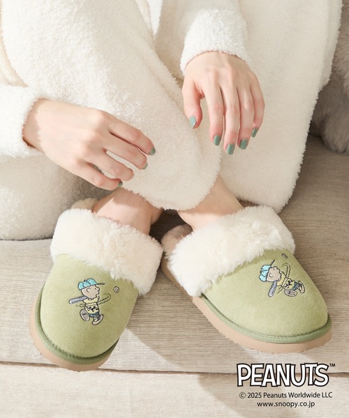 ORiental TRaffic（オリエンタルトラフィック）の「PEANUTS デザイン ファー ルームシューズ /G-0501(S)（その他シューズ・レディース・グレー/ベージュ/グリーン・M/L）」の3枚目の写真