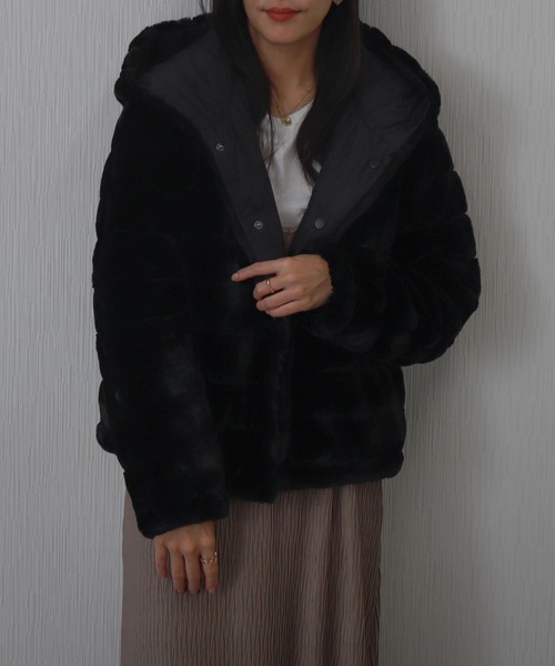 セール】ボーダーファーキルトリバーシブルフード付きショートコート