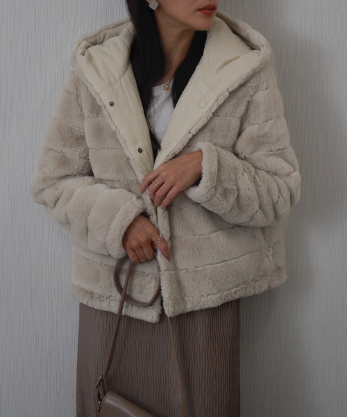 libelle more（リベル モア）の「ボーダーファーキルトリバーシブルフード付きショートコート（ダウンジャケット/コート・レディース・モカ/グレー/ブラック/ベージュ・M/L）」の13枚目の写真